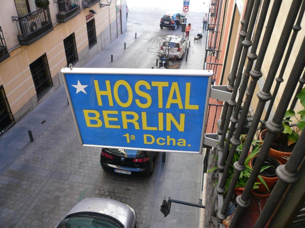Hostal Berlin Madrid Exteriér fotografie